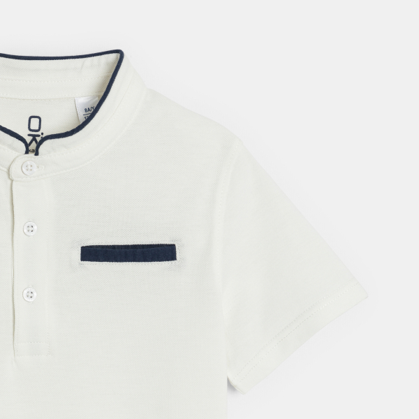 تي شيرت بولو بأكمام قصيرة وباللون الأبيض، للفتيان